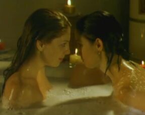 Ana Franic, Jelena Djokic nude lesbian scene. Disi duboko (2004)