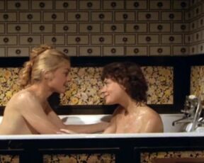 Bee Michelin nude. Rendez-moi ma peau... (1980) Classic French erotic video