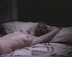Classic Lesbian Erotic. Anais de Melo, Ana Luisa Peluffo nude. Una rata en la oscuridad (1979) VIntage Lesby Movie Sex Scene