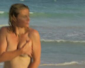 Annette Frier nackte - Lichtblau - Neues Leben Mexiko (2010)Beach Nude Scene