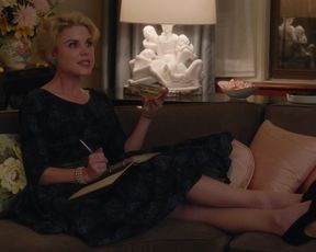 Naked scene Rachel Brosnahan, Kyla Walker - The Marvelous Mrs Maisel (2017) s01e01 TV show nudity video