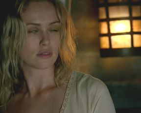 TV show scene Hannah New, Jessica Parker Kennedy nude - Black Sails S03E02 (2016) 