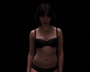 Scarlett Johansson - UNDER THE SKIN (2014)