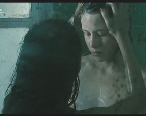 Ines Efron nude - XXY (2007)