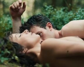 Naked scenes Julia Koschitz - Jonathan (2016)