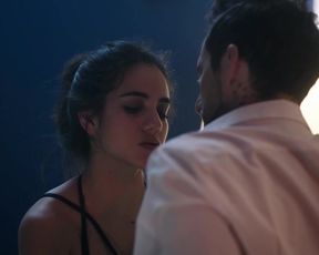 Naked scene Ela Velden, Fabiola Campomanes, Marimar Vega nude - El juego de las llaves s01e01-05 (2019) TV show nudity video