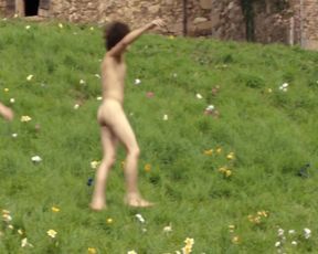 Celebs Laetitia Casta,Kate Moran, Olivia Cote naked - Nes en 68 (2008)