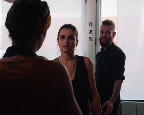 Actress Charlotte Allard, Marie Almosnino nude - Je suis une photo de nous (2019)