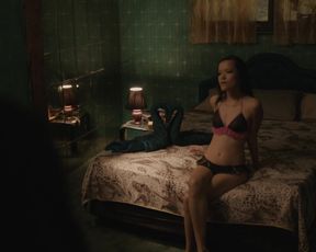 TV show scene Merlynn Tong nude - Top of the Lake s02e02 (2017) 