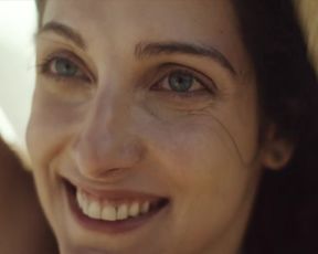 Actress Tata Werneck, Clarice Falcao, Julia Rabello nude - Shippados s01e08-12 (2019) Nudity and Sex in TV Show