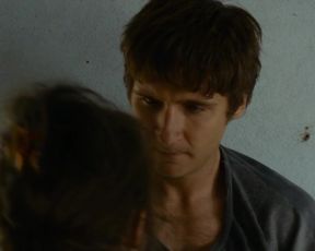 Tihana Lazovic, Lukrecija Tudor nude - Zvizdan (2015)