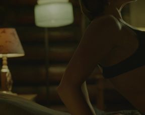 TV show scene Katee Sackhoff, Blu Hunt nude - Another Life s01e08 (2019) 