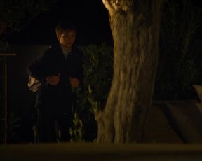 Celebs Sarah Bonrepaux, Alice David nude - Monsieur Je-Sais-Tout (2018)