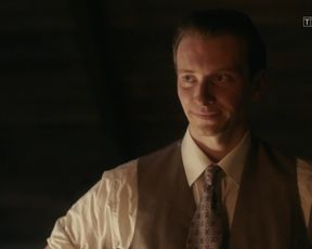 TV show scene Julia Rosnowska, Pamela Adamik nude - Drogi Wolnosci s01e12 (2018) 