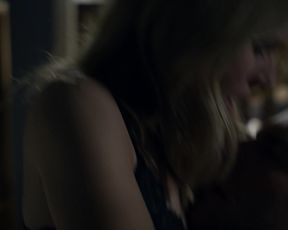 Actress Kristen Bell nude - Veronica Mars s04e07 (2019) Nudity and Sex in TV Show