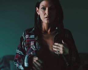 Sexy Eva Hamilton naked - Death Kiss (2018) 