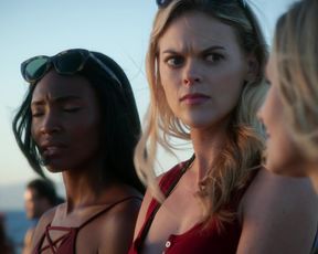 Naked scene Kristen Bell nude - Veronica Mars s04e01 (2019) TV show nudity video