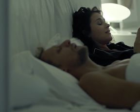 TV show scene Olga Sutulova naked - Soderzhanki s01e01 (2019) 