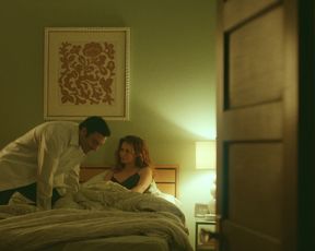 TV show scene Bethany Joy Lenz nude - Pearson s01e05 (2019) 