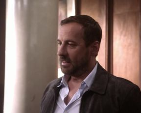 Naked scene Nathalie Odzierejko nude - Sam-s03e02e06 (2019) TV show nudity video