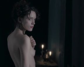 Naked scenes Stacy Martin nude - Dernier amour (2019)