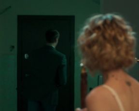 TV show scene Anna Starshenbaum nude - Volshebnik s01e07 (2019) 