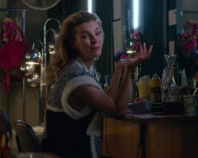 TV show scene Alison Brie nude - Glow s03e03 (2019) 