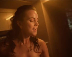 TV show scene Ashley Dougherty nude - Doom Patrol s01e01 (2019) 
