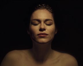 Kirsty Averton nude - The Holly Kane Experiment (2017)