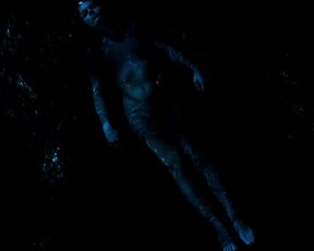 Kirsty Averton nude - The Holly Kane Experiment (2017)