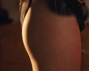 Naked scene Carla Gugino nude - Jett s01e05 (2019) TV show nudity video