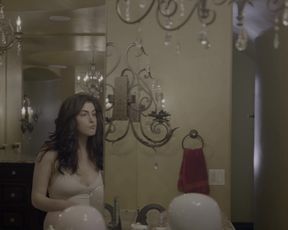 Naked scene Lilli Kay nude - Chambers s01e04 (2019) TV show nudity video