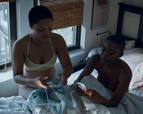 Naked scene Jacqueline Toboni, Sophia Bush, Kenzie Elizabeth, Kiersey Clemons nude - Easy s03e03 (2019) TV show nudity video