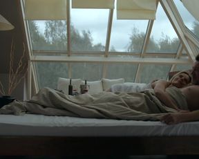 Naked scene Malgorzata Foremniak, Eliza Rycembel nude - Odwroceni. Ojcowie i corki s01e01-05 (2019) TV show nudity video