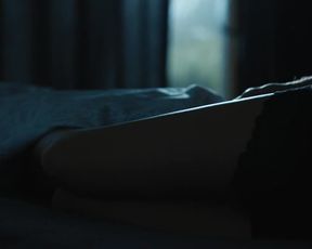 Naked scene Malgorzata Foremniak, Eliza Rycembel nude - Odwroceni. Ojcowie i corki s01e01-05 (2019) TV show nudity video