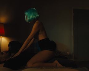 TV show scene Nola Palmer, Gaite Jansen, Corrin Evans nude - Jett s01e09 (2019) 