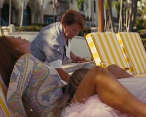 Hot actress Isla Fisher nude - The Beach Bum (2019) 