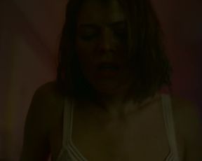 Naked scene Emma Greenwell nude - The Rook s01e01 (2019) TV show nudity video
