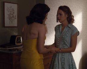 Celebrity Lesbian Video - Luise Heyer, Antje Traue nude - Dark s02e03 (2019) 