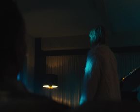 Naked scene Gaite Jansen nude - Jett s01e02 (2019) TV show nudity video