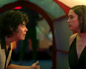 Naked scene Melissa Barrera nude , Mishel Prada, Roberta Colindrezs nude - Vida s02e08 (2019) TV show nudity video