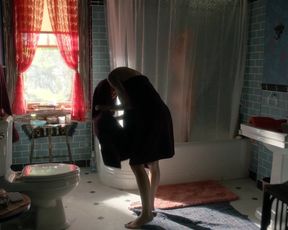 Celebrity Lesbian Video - Mishel Prada, Maria-Elena Laas nude - Vida s02e02 (2019) 