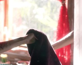 Celebrity Lesbian Video - Mishel Prada, Maria-Elena Laas nude - Vida s02e02 (2019) 