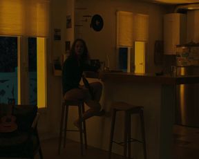 Actress Paula Beer nude - Le chant du loup (2019)