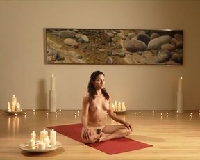 Yoga Undressed - Beginner intro