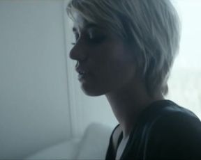 Sara Hjort Ditlevsen nude - Efterklang - Between The Walls (2013)