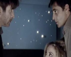 Smaragda Karydi nude - O kalyteros mou filos (2001)