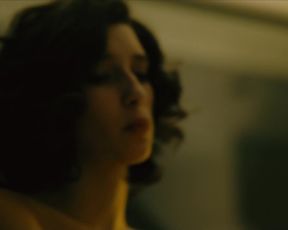 TV show scene Mathilde Irrmann naked - Bad Banks s01e06 (2018) 