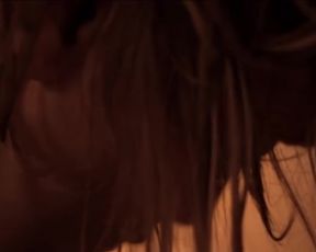 Anael Snoek nude - Albedo (2011) Bath scene