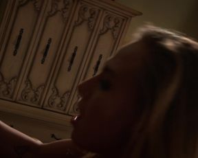 Celebs Carter Cruise, Mia Li nude - High Heel Homicide (2017)